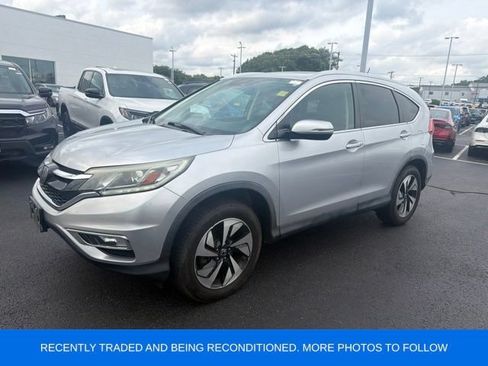 Used 2016 Honda CR-V Touring image 2