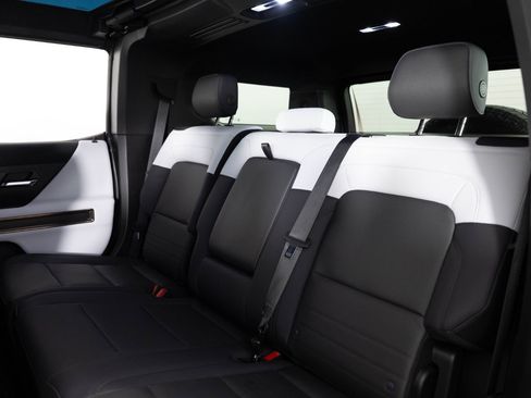 Used 2025 GMC Hummer EV 2X AWD/4WD image 16
