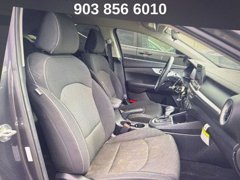 Used 2024 Kia Forte LX image 16