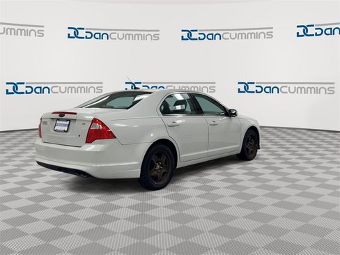 Used 2010 Ford Fusion SE image 8