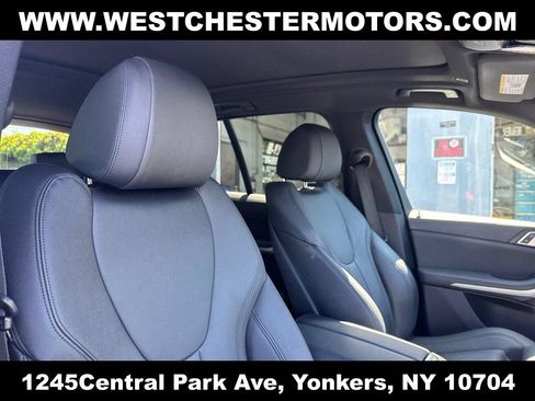 Used 2019 BMW X5 xDrive40i w/ Convenience Package AWD/4WD image 17