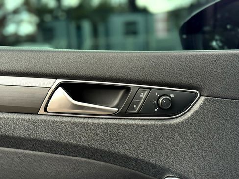 Used 2018 Volkswagen Passat 2.0T S image 15