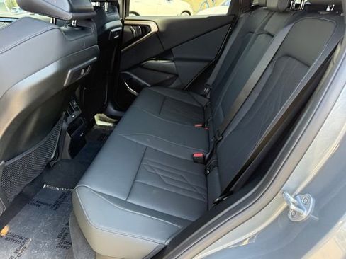 Used 2025 BMW X3 xDrive30i w/ Premium Package image 32