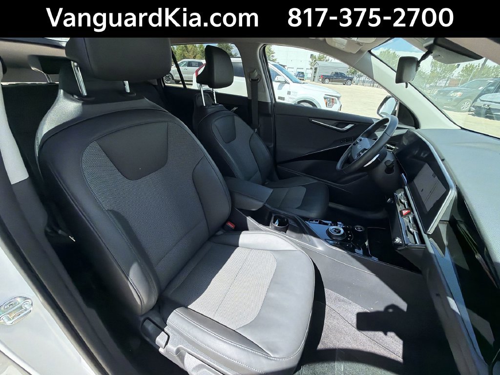 Certified 2024 Kia Niro Wind FWD image 27