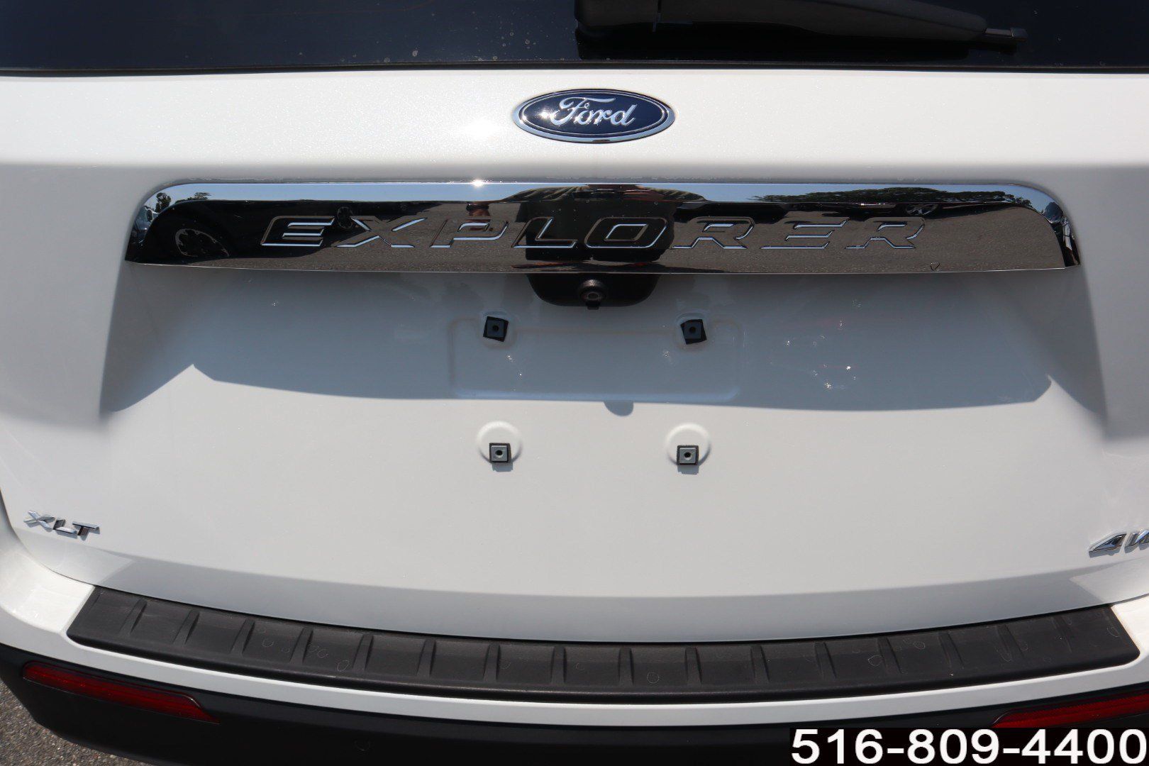 Used 2022 Ford Explorer XLT w/ Equipment Group 202A AWD/4WD image 33