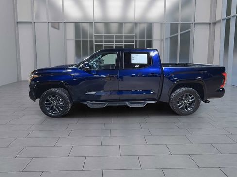 Used 2023 Toyota Tundra Platinum AWD/4WD image 5