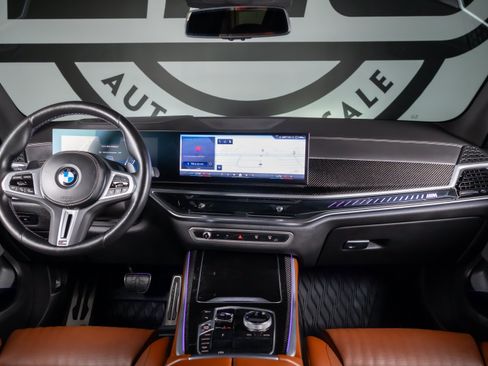 Used 2024 BMW X5 M60i AWD/4WD image 3