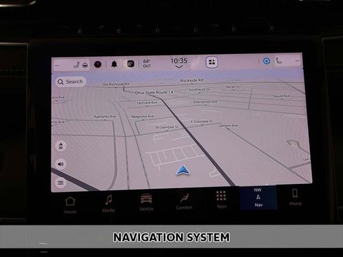 Used 2023 Jeep Grand Cherokee L Limited image 3