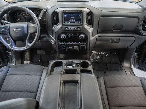 Used 2025 Chevrolet Silverado 1500 Custom Trail Boss w/ Dark Appearance Package image 27