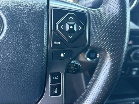 Used 2019 Toyota Tacoma TRD Sport w/ TRD Premium Sport Package RWD image 22
