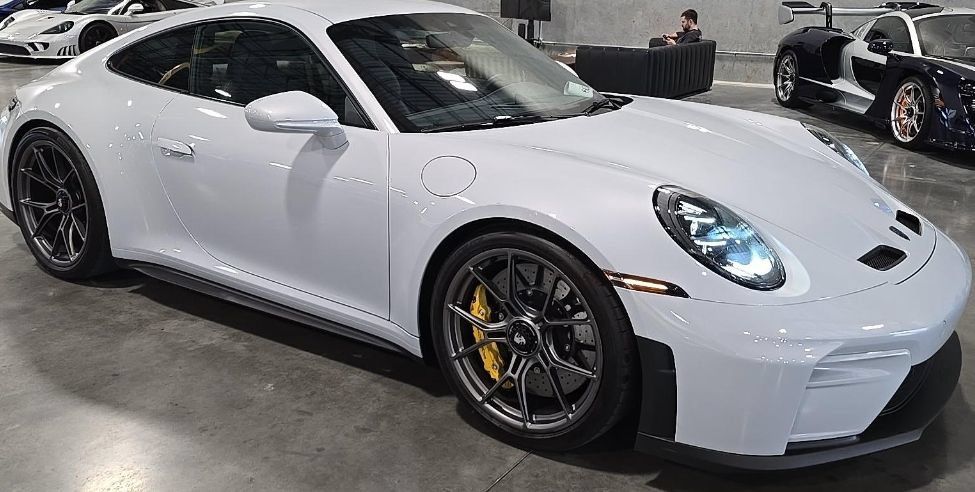 Used 2026 Porsche 911 GT3 RWD image 1