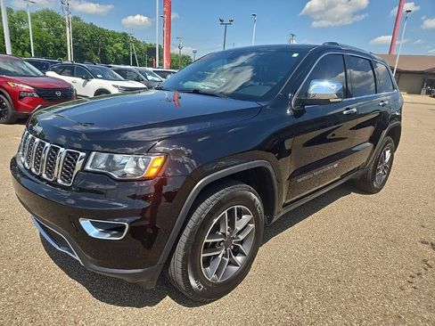 Used 2022 Jeep Grand Cherokee Limited AWD/4WD image 3
