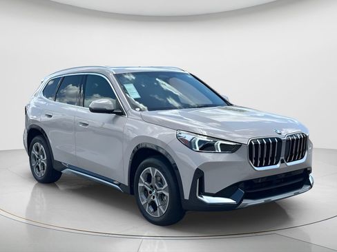 New 2026 BMW X1 xDrive28i w/ Technology Package AWD/4WD image 3