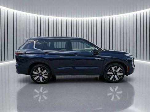 New 2026 Mitsubishi Outlander SEL AWD/4WD image 3