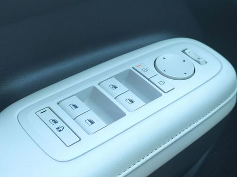 New 2026 Hyundai Santa Fe SEL FWD image 32