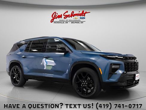 Used 2026 Chevrolet Traverse RS AWD/4WD image 1