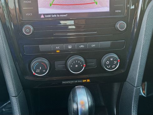 Used 2021 Volkswagen Passat 2.0T S image 14