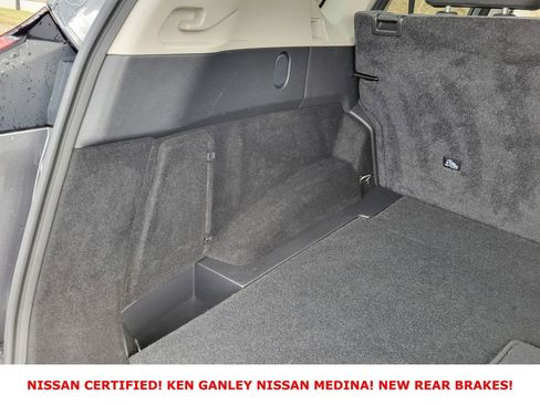 Certified 2023 Nissan Rogue SV image 43
