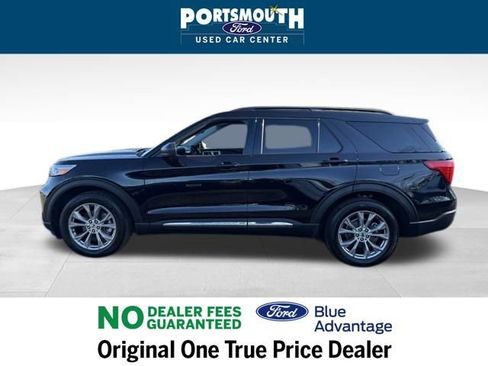 Used 2023 Ford Explorer XLT w/ Equipment Group 202A image 2