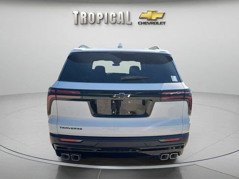 New 2026 Chevrolet Traverse LT w/ Midnight/Sport Edition image 4