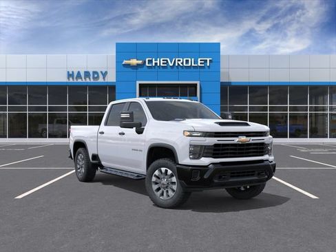 Used 2026 Chevrolet Silverado 2500 Custom w/ Custom Convenience Package AWD/4WD image 1