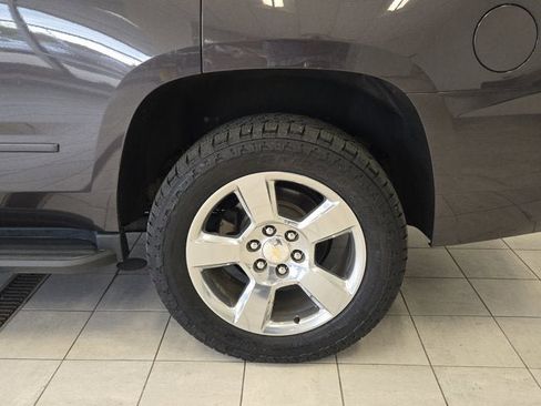 Used 2018 Chevrolet Tahoe LS w/ All-Season Package AWD/4WD image 14