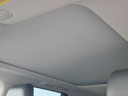 Used 2025 Ford Expedition Active image 11