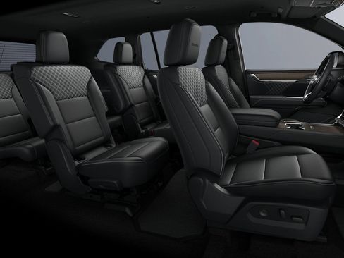 New 2026 GMC Acadia Denali w/ Super Cruise Package image 32