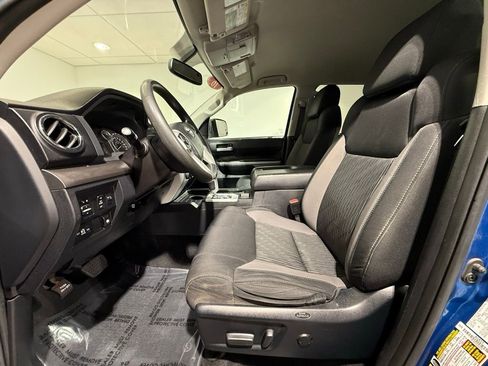 Used 2016 Toyota Tundra SR5 w/ TRD Off Road Package image 12