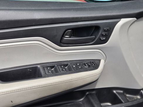 Used 2019 Honda Odyssey EX-L image 8