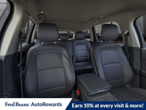 New 2026 Lincoln Nautilus Premier image 11