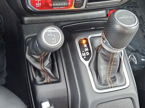 Used 2023 Jeep Gladiator Mojave w/ LED Lighting Group image 30