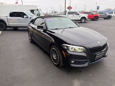 Used 2020 BMW 230i xDrive Convertible image 18