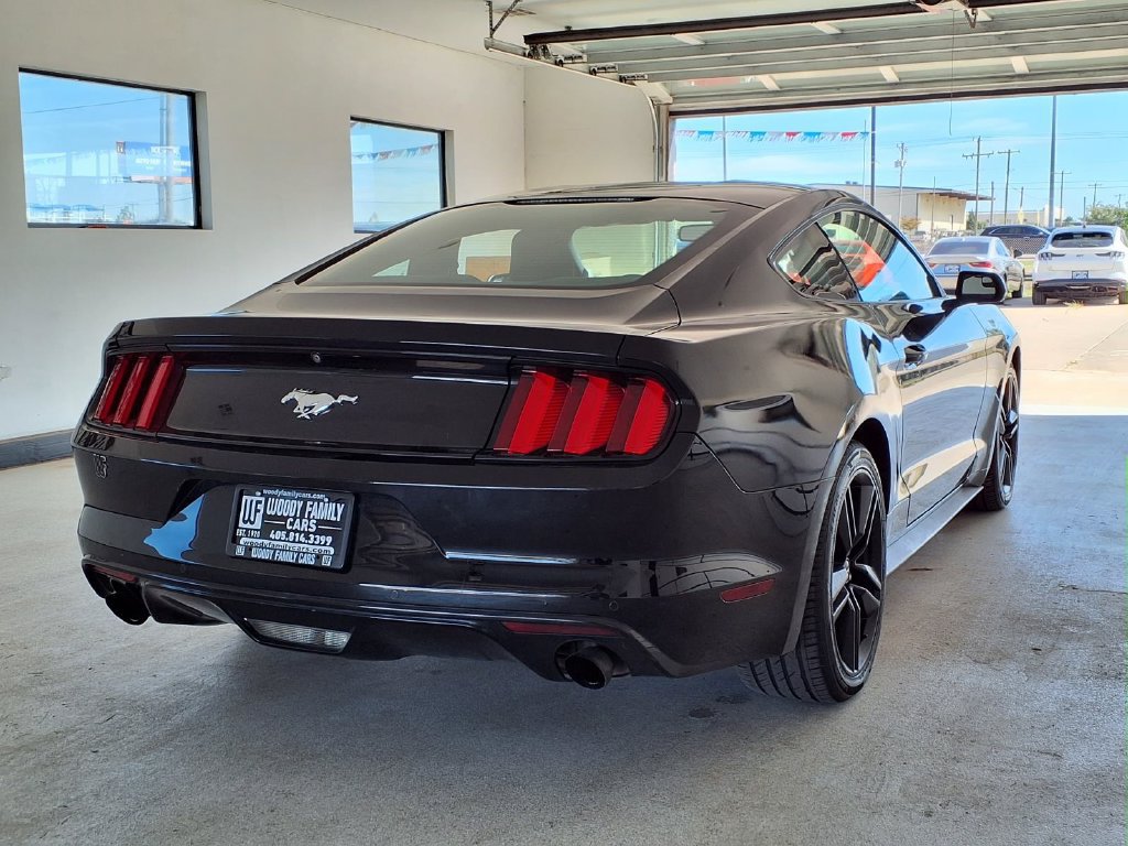 Used 2017 Ford Mustang Coupe w/ Ecoboost Performance Package RWD image 19