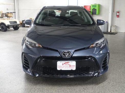 Used 2018 Toyota Corolla XSE FWD image 2