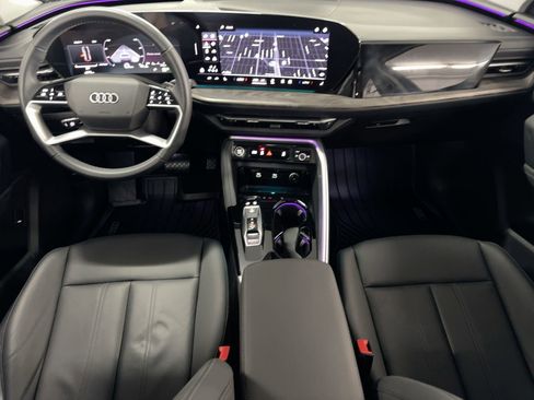 Certified 2025 Audi Q5 Premium w/ Convenience Package image 17
