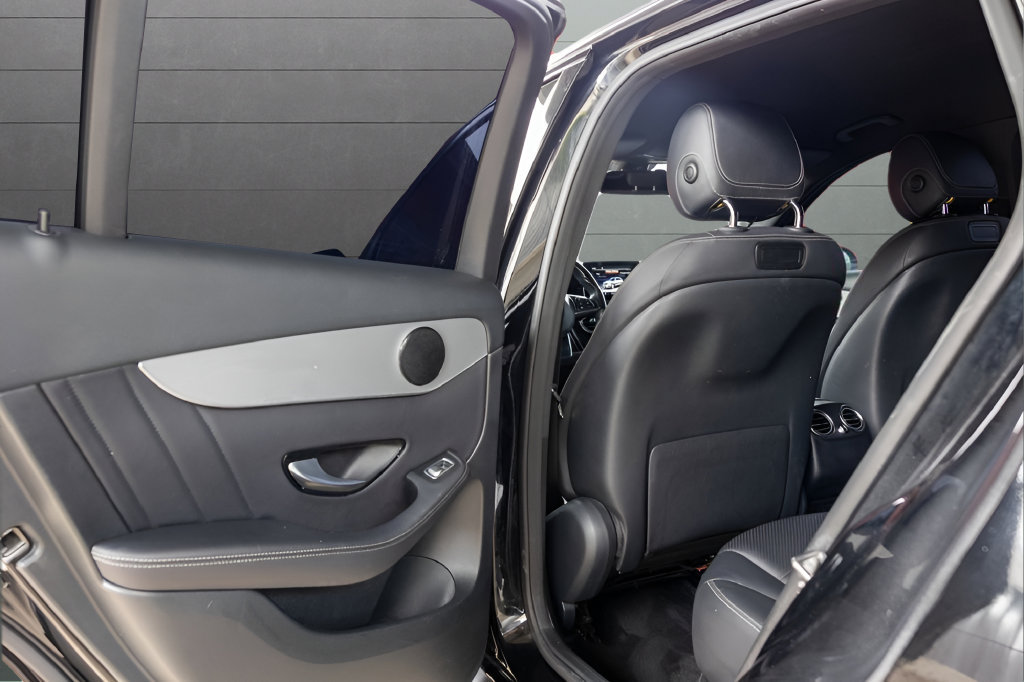Used 2019 Mercedes-Benz GLC 300 image 45