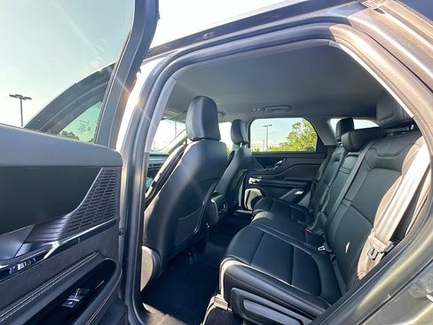 Used 2022 Lincoln Corsair FWD image 17