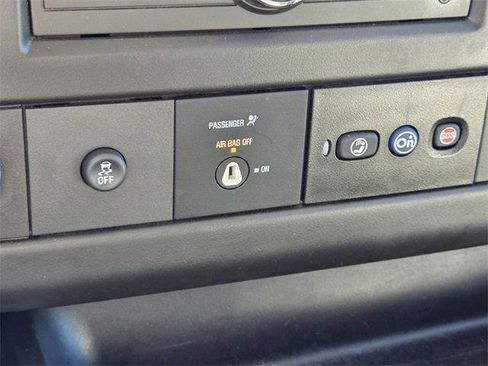 Used 2017 Chevrolet Express 3500 LT w/ LT Preferred Equipment Group image 17