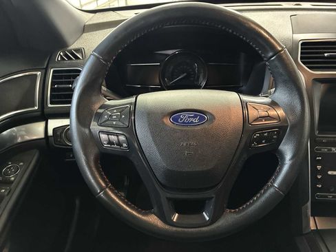 Used 2018 Ford Explorer Sport w/ Equipment Group 401A image 11