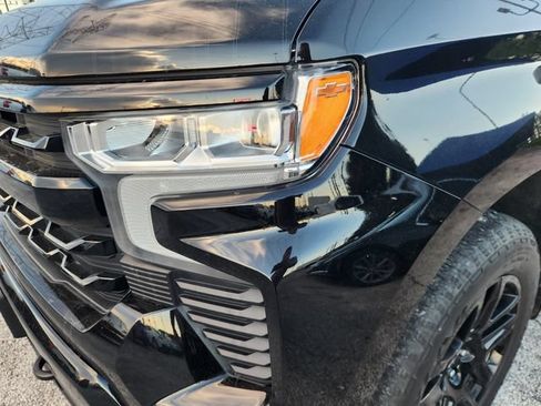Used 2023 Chevrolet Silverado 1500 RST AWD/4WD image 4