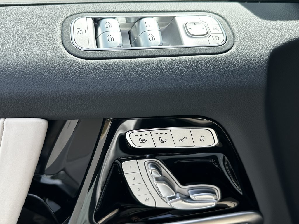 New 2027 Mercedes-Benz G 580 e image 12