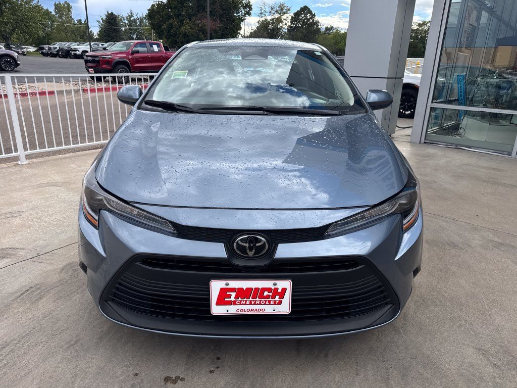 Used 2026 Toyota Corolla LE FWD image 8