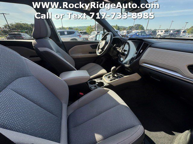 Used 2025 Subaru Forester Premium AWD/4WD image 21