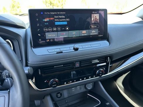 Certified 2025 Nissan Rogue SL image 30