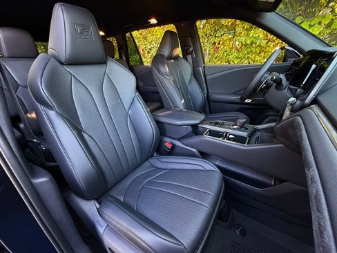 New 2026 Lexus TX 500h AWD w/ Technology Package image 30