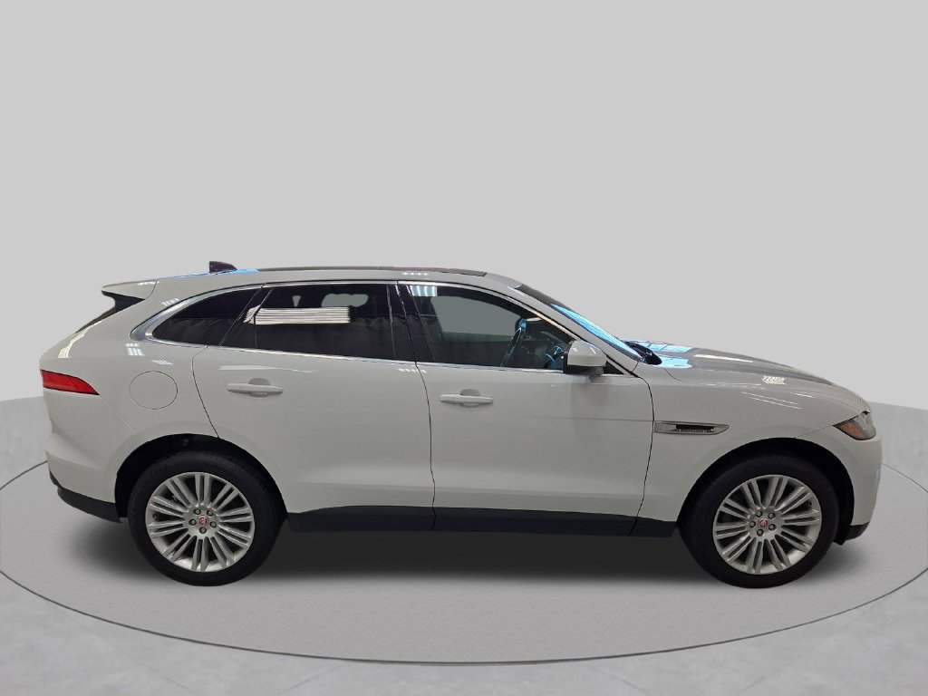 Used 2020 Jaguar F-PACE Premium AWD/4WD image 6
