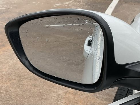 Used 2023 Honda Accord LX image 11