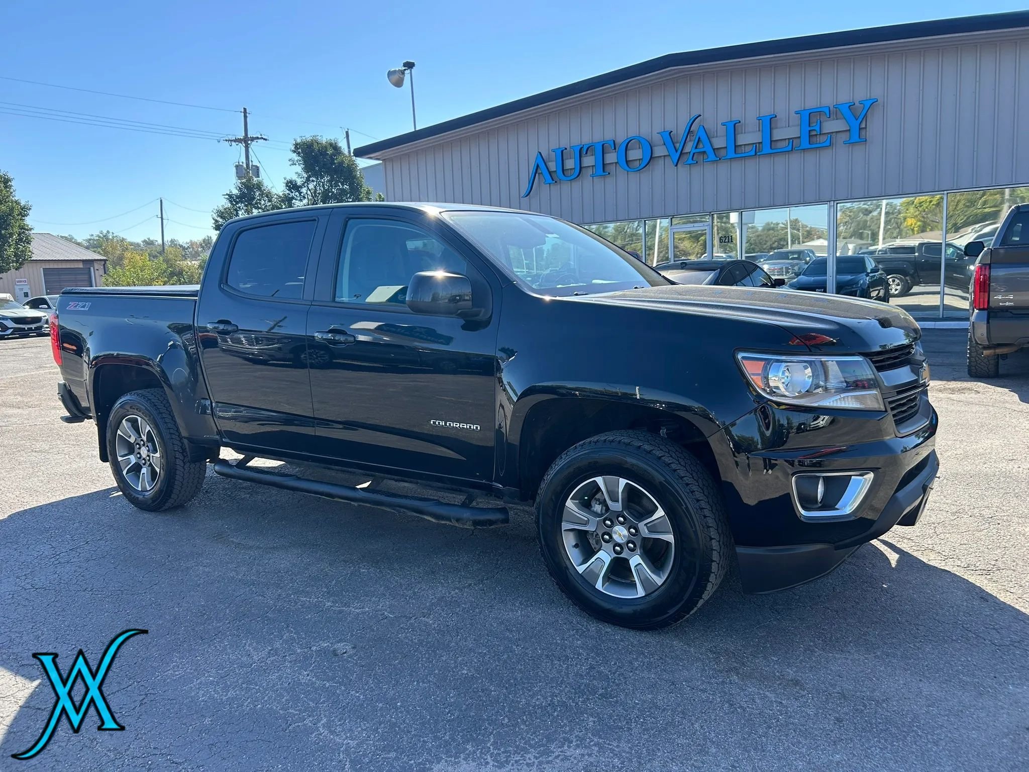 Used 2018 Chevrolet Colorado Z71 AWD/4WD image 1