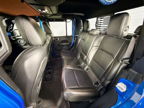 Used 2020 Jeep Gladiator Mojave w/ Dual Top Group image 25